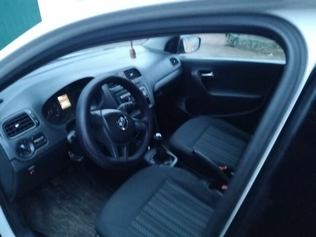 Белый Фольксваген Поло, объемом двигателя 1.6 л и пробегом 298 тыс. км за 7100 $, фото 7 на Automoto.ua