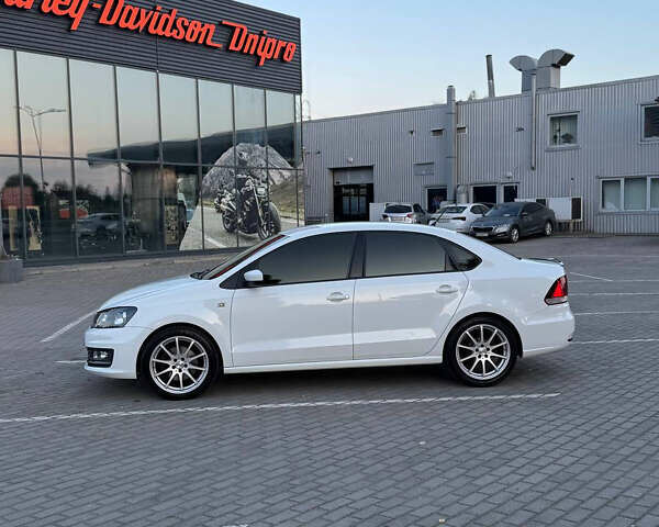 Белый Фольксваген Поло, объемом двигателя 1.4 л и пробегом 91 тыс. км за 12500 $, фото 1 на Automoto.ua