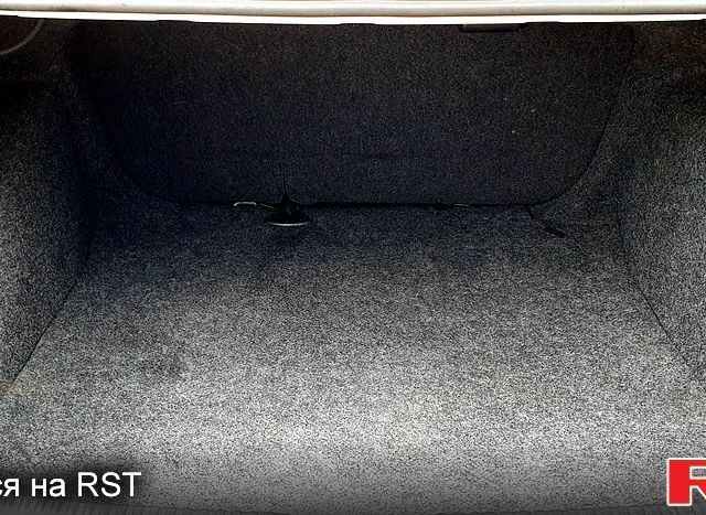 Белый Фольксваген Поло, объемом двигателя 16 л и пробегом 73 тыс. км за 8800 $, фото 11 на Automoto.ua