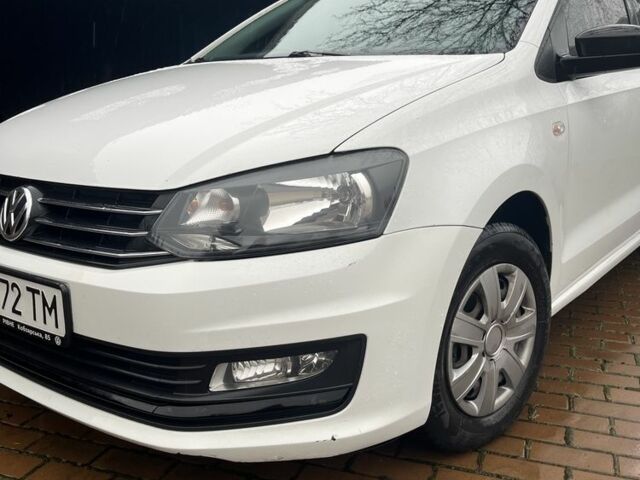 Белый Фольксваген Поло, объемом двигателя 1.6 л и пробегом 236 тыс. км за 6500 $, фото 1 на Automoto.ua