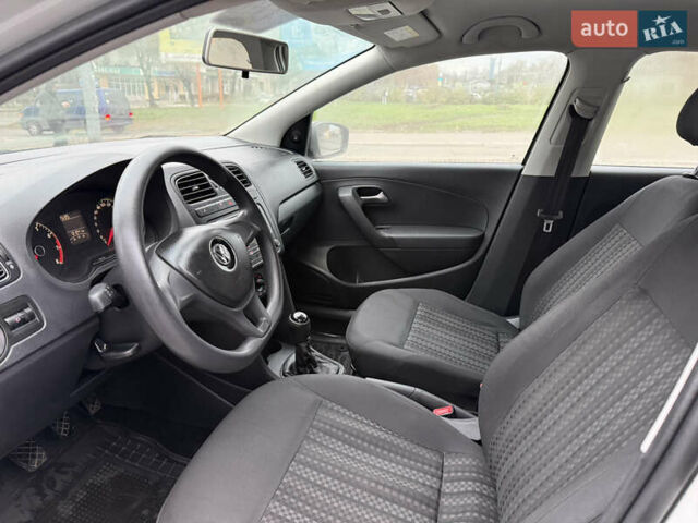 Білий Фольксваген Поло, об'ємом двигуна 1.6 л та пробігом 131 тис. км за 7300 $, фото 11 на Automoto.ua