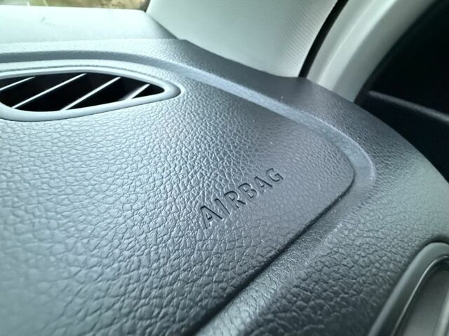 Белый Фольксваген Поло, объемом двигателя 1.6 л и пробегом 187 тыс. км за 8900 $, фото 5 на Automoto.ua