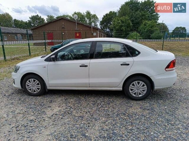 Білий Фольксваген Поло, об'ємом двигуна 1.6 л та пробігом 99 тис. км за 8200 $, фото 3 на Automoto.ua