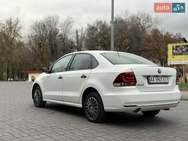 Білий Фольксваген Поло, об'ємом двигуна 1.6 л та пробігом 131 тис. км за 7300 $, фото 3 на Automoto.ua
