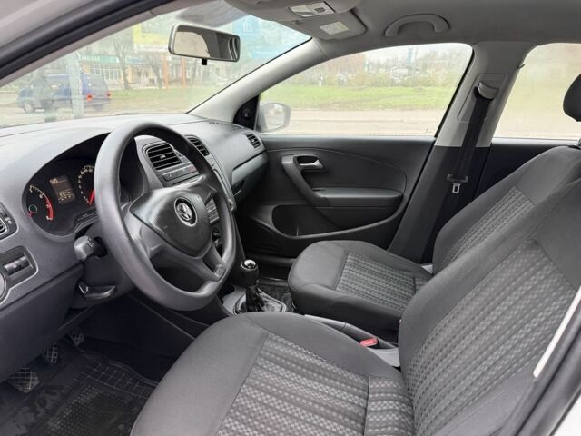 Белый Фольксваген Поло, объемом двигателя 1.6 л и пробегом 131 тыс. км за 7300 $, фото 13 на Automoto.ua