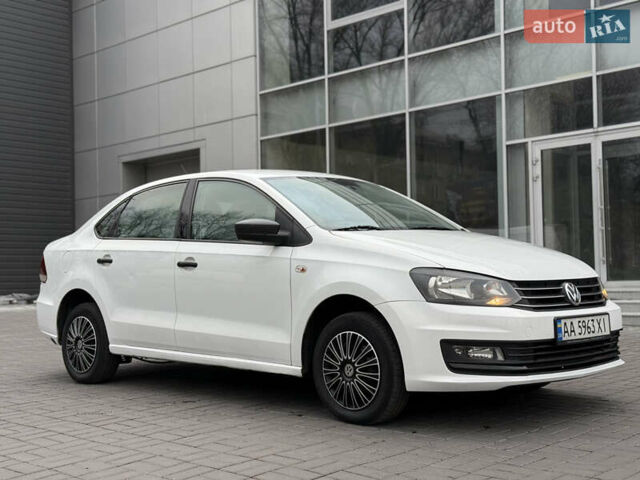Білий Фольксваген Поло, об'ємом двигуна 1.6 л та пробігом 131 тис. км за 7300 $, фото 6 на Automoto.ua