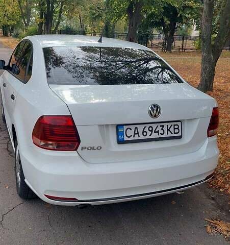 Белый Фольксваген Поло, объемом двигателя 1.6 л и пробегом 213 тыс. км за 8300 $, фото 4 на Automoto.ua