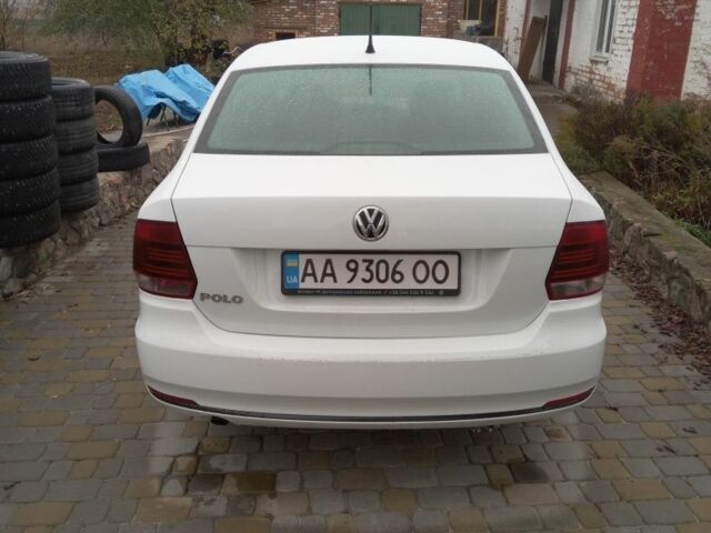 Белый Фольксваген Поло, объемом двигателя 1.6 л и пробегом 95 тыс. км за 10500 $, фото 2 на Automoto.ua