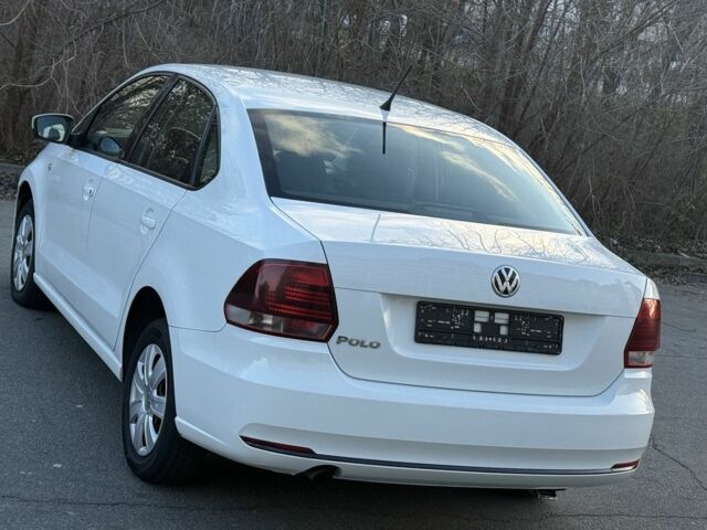 Белый Фольксваген Поло, объемом двигателя 1.6 л и пробегом 145 тыс. км за 8300 $, фото 17 на Automoto.ua