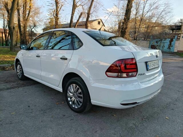 Белый Фольксваген Поло, объемом двигателя 1.6 л и пробегом 230 тыс. км за 7499 $, фото 1 на Automoto.ua