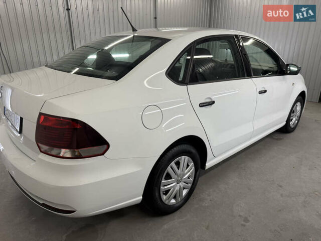 Білий Фольксваген Поло, об'ємом двигуна 1.4 л та пробігом 58 тис. км за 11000 $, фото 3 на Automoto.ua