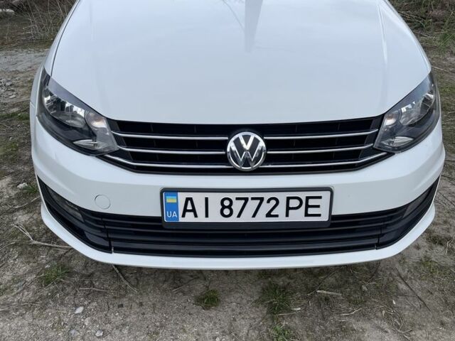 Белый Фольксваген Поло, объемом двигателя 1.6 л и пробегом 142 тыс. км за 7300 $, фото 1 на Automoto.ua