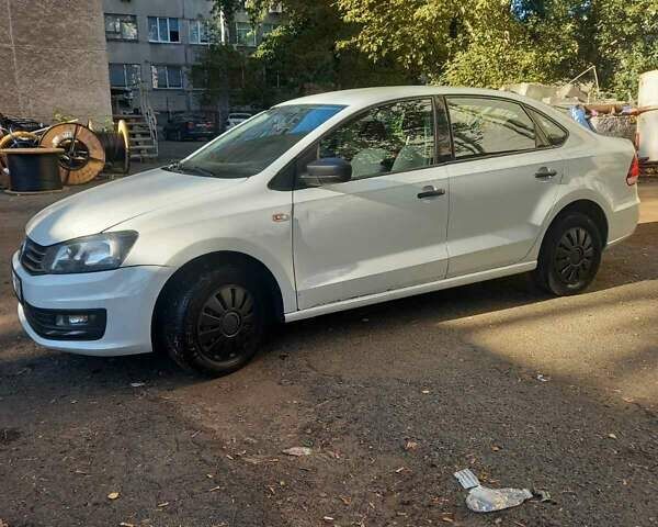 Білий Фольксваген Поло, об'ємом двигуна 1.6 л та пробігом 240 тис. км за 7500 $, фото 1 на Automoto.ua