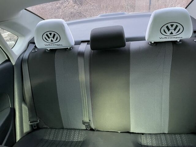 Белый Фольксваген Поло, объемом двигателя 1.6 л и пробегом 142 тыс. км за 7300 $, фото 5 на Automoto.ua