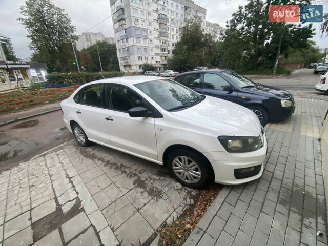 Білий Фольксваген Поло, об'ємом двигуна 1.6 л та пробігом 333 тис. км за 8150 $, фото 1 на Automoto.ua