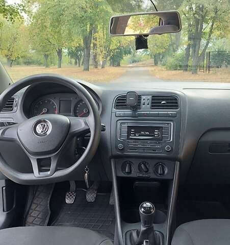 Белый Фольксваген Поло, объемом двигателя 1.6 л и пробегом 213 тыс. км за 8300 $, фото 5 на Automoto.ua