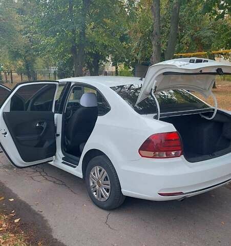Белый Фольксваген Поло, объемом двигателя 1.6 л и пробегом 213 тыс. км за 8300 $, фото 7 на Automoto.ua
