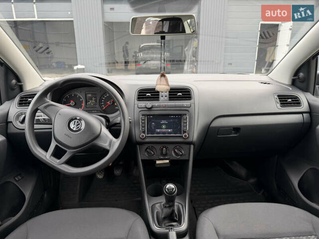Білий Фольксваген Поло, об'ємом двигуна 1.4 л та пробігом 58 тис. км за 11000 $, фото 15 на Automoto.ua