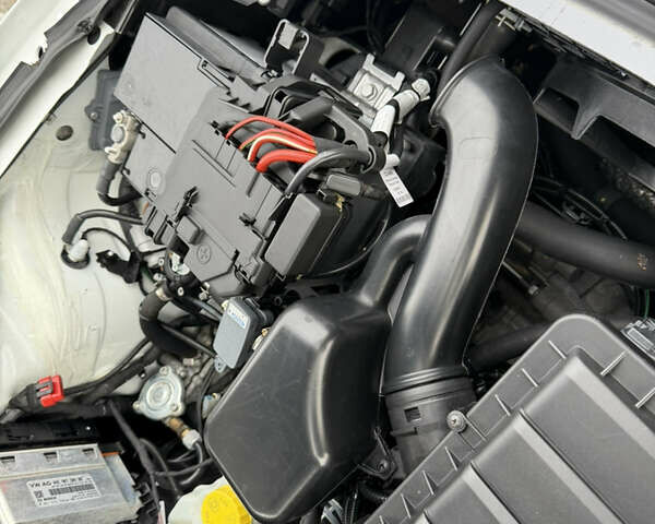 Білий Фольксваген Поло, об'ємом двигуна 1.4 л та пробігом 58 тис. км за 11000 $, фото 35 на Automoto.ua