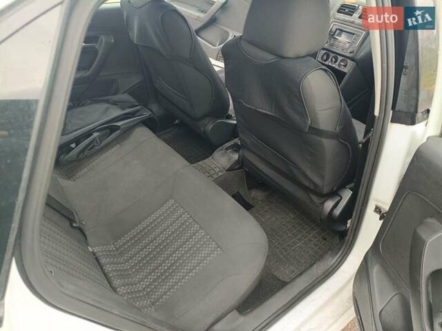 Белый Фольксваген Поло, объемом двигателя 1.6 л и пробегом 183 тыс. км за 6900 $, фото 5 на Automoto.ua