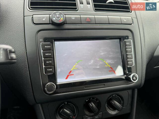 Білий Фольксваген Поло, об'ємом двигуна 1.4 л та пробігом 58 тис. км за 11000 $, фото 20 на Automoto.ua