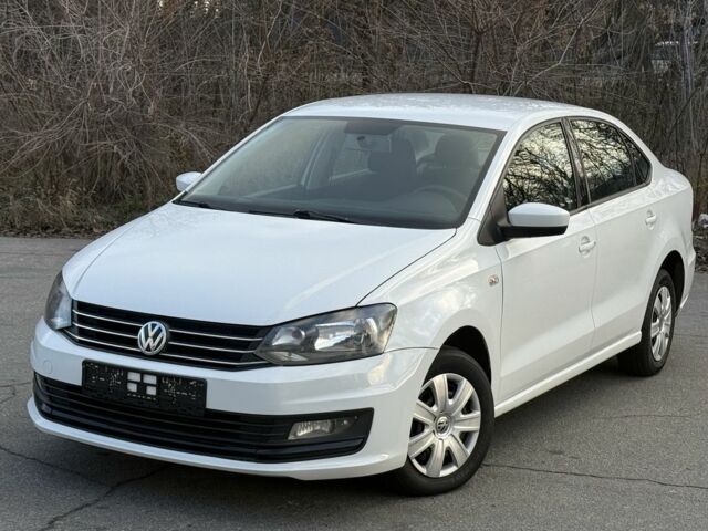 Белый Фольксваген Поло, объемом двигателя 1.6 л и пробегом 145 тыс. км за 8300 $, фото 2 на Automoto.ua
