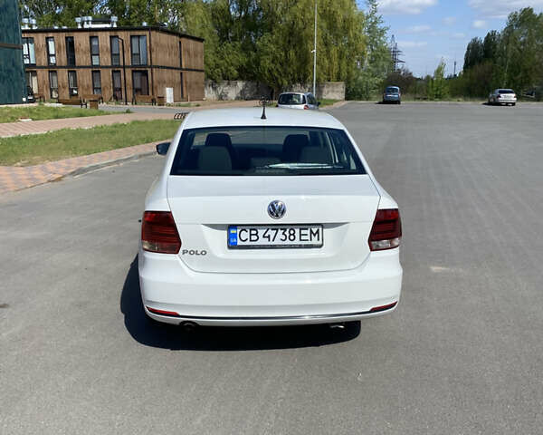 Білий Фольксваген Поло, об'ємом двигуна 1.6 л та пробігом 158 тис. км за 8400 $, фото 3 на Automoto.ua