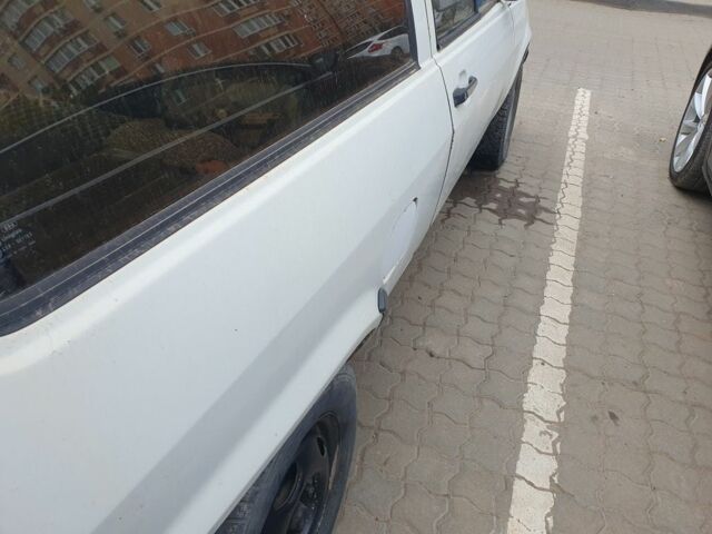 Белый Фольксваген Поло, объемом двигателя 1 л и пробегом 90 тыс. км за 950 $, фото 5 на Automoto.ua