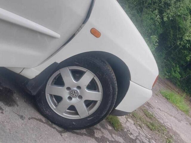 Білий Фольксваген Поло, об'ємом двигуна 1.6 л та пробігом 228 тис. км за 2500 $, фото 9 на Automoto.ua