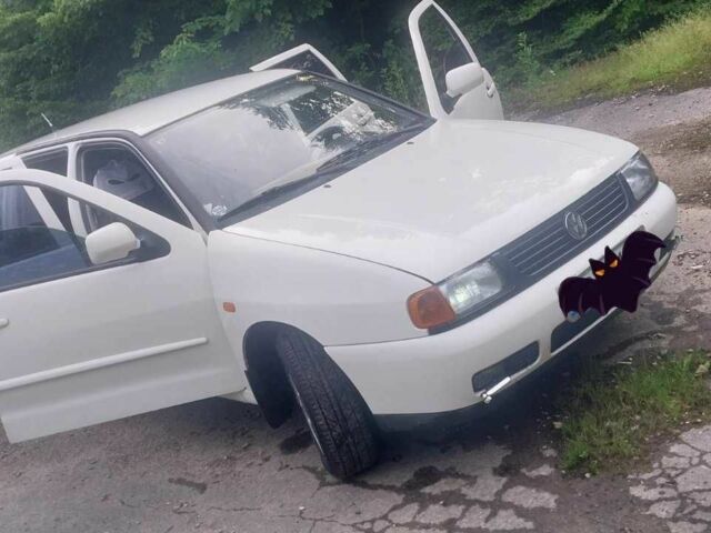 Білий Фольксваген Поло, об'ємом двигуна 1.6 л та пробігом 228 тис. км за 2500 $, фото 3 на Automoto.ua