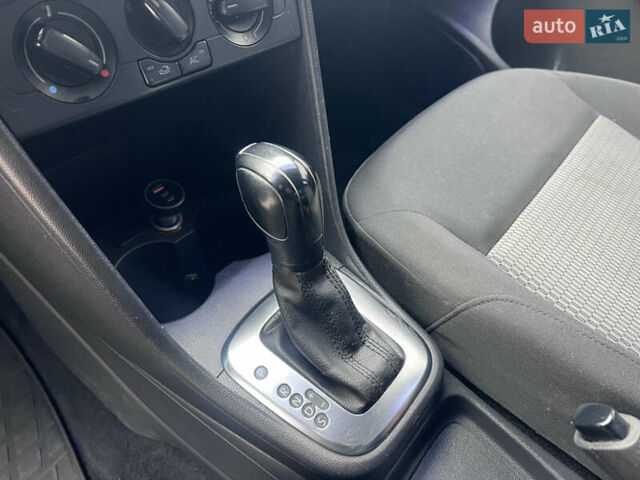 Бежевий Фольксваген Поло, об'ємом двигуна 1.6 л та пробігом 212 тис. км за 7499 $, фото 25 на Automoto.ua