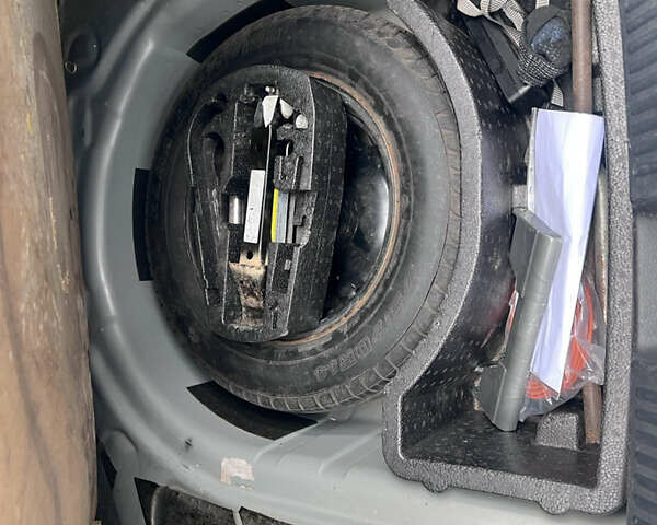 Бежевий Фольксваген Поло, об'ємом двигуна 1.6 л та пробігом 212 тис. км за 7499 $, фото 31 на Automoto.ua