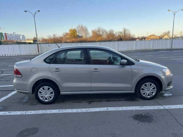 Бежевий Фольксваген Поло, об'ємом двигуна 1.6 л та пробігом 230 тис. км за 4800 $, фото 3 на Automoto.ua