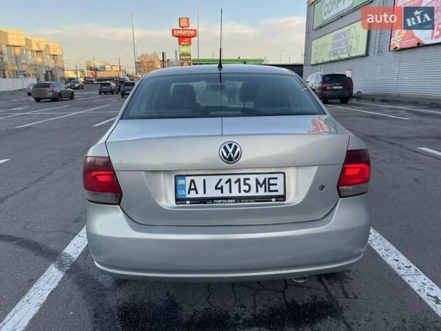 Бежевий Фольксваген Поло, об'ємом двигуна 1.57 л та пробігом 230 тис. км за 4800 $, фото 2 на Automoto.ua