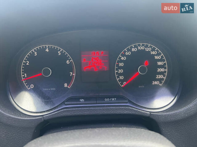 Бежевий Фольксваген Поло, об'ємом двигуна 1.6 л та пробігом 212 тис. км за 7499 $, фото 28 на Automoto.ua