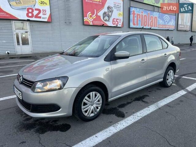 Бежевий Фольксваген Поло, об'ємом двигуна 1.57 л та пробігом 230 тис. км за 4800 $, фото 11 на Automoto.ua