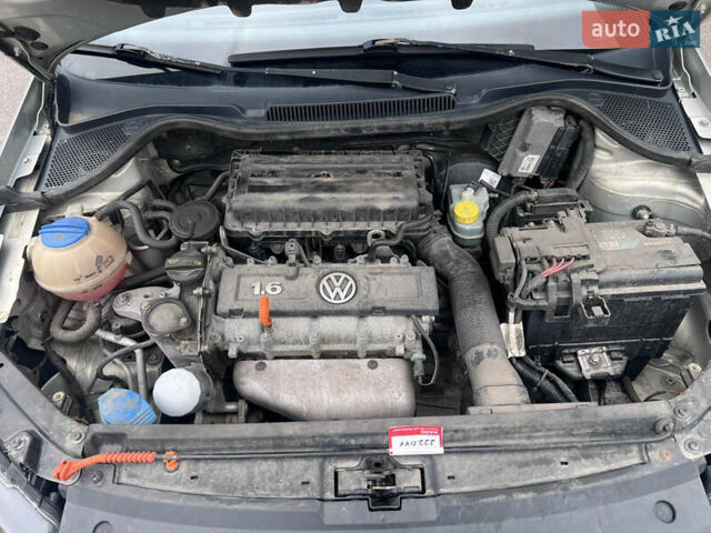 Бежевий Фольксваген Поло, об'ємом двигуна 1.6 л та пробігом 212 тис. км за 7499 $, фото 15 на Automoto.ua