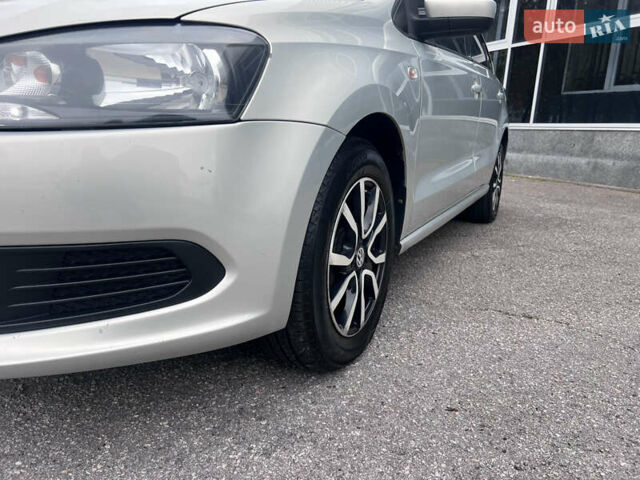 Бежевий Фольксваген Поло, об'ємом двигуна 1.6 л та пробігом 212 тис. км за 7499 $, фото 14 на Automoto.ua