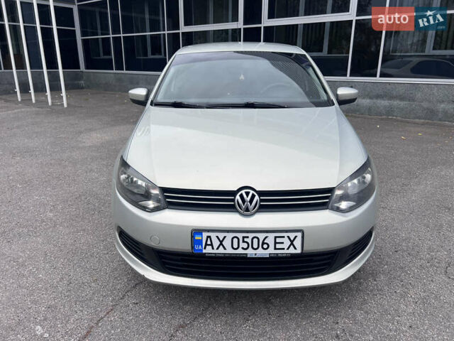 Бежевий Фольксваген Поло, об'ємом двигуна 1.6 л та пробігом 212 тис. км за 7499 $, фото 3 на Automoto.ua