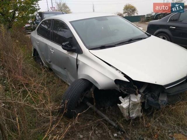 Бежевый Фольксваген Поло, объемом двигателя 1.6 л и пробегом 250 тыс. км за 3500 $, фото 7 на Automoto.ua