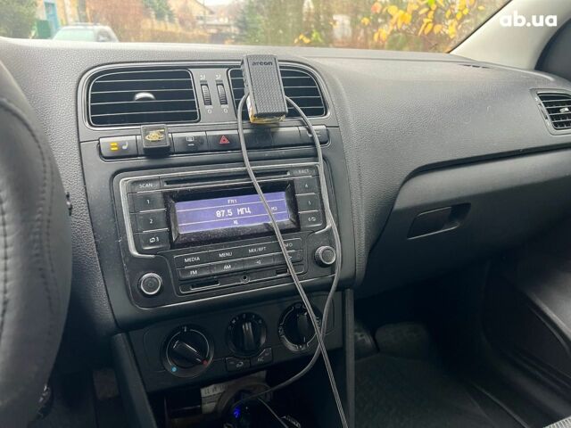 Бежевый Фольксваген Поло, объемом двигателя 1.6 л и пробегом 221 тыс. км за 6990 $, фото 13 на Automoto.ua