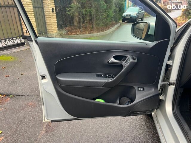 Бежевый Фольксваген Поло, объемом двигателя 1.6 л и пробегом 221 тыс. км за 6990 $, фото 8 на Automoto.ua