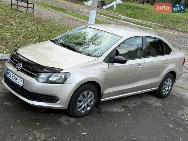 Бежевый Фольксваген Поло, объемом двигателя 1.6 л и пробегом 250 тыс. км за 3800 $, фото 31 на Automoto.ua