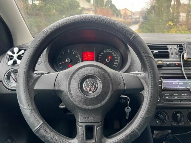 Бежевый Фольксваген Поло, объемом двигателя 1.6 л и пробегом 221 тыс. км за 6990 $, фото 11 на Automoto.ua