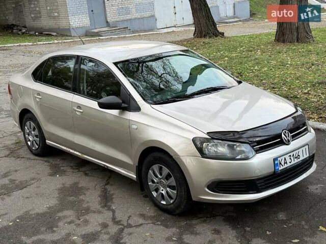 Бежевый Фольксваген Поло, объемом двигателя 1.6 л и пробегом 250 тыс. км за 3800 $, фото 34 на Automoto.ua