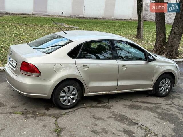 Бежевый Фольксваген Поло, объемом двигателя 1.6 л и пробегом 250 тыс. км за 3800 $, фото 14 на Automoto.ua