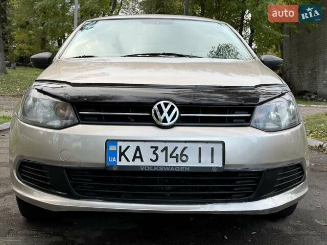 Бежевый Фольксваген Поло, объемом двигателя 1.6 л и пробегом 250 тыс. км за 3800 $, фото 19 на Automoto.ua