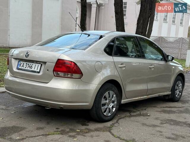 Бежевый Фольксваген Поло, объемом двигателя 1.6 л и пробегом 250 тыс. км за 3800 $, фото 18 на Automoto.ua