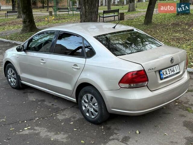 Бежевый Фольксваген Поло, объемом двигателя 1.6 л и пробегом 250 тыс. км за 3800 $, фото 27 на Automoto.ua