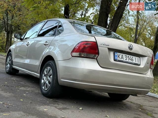 Бежевый Фольксваген Поло, объемом двигателя 1.6 л и пробегом 250 тыс. км за 3800 $, фото 26 на Automoto.ua
